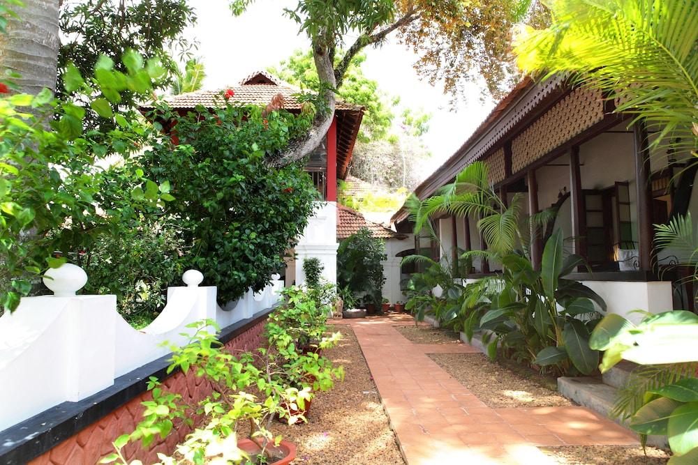 سكن رحيم Alappuzha المظهر الخارجي الصورة